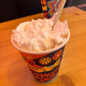   at Flower Burger in Verona