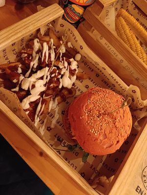  at Flower Burger in Verona