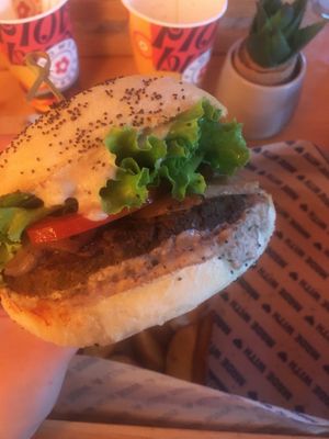 Tofungo at Flower Burger in Verona