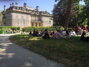 Hotel Salomon de Rothschild park nearby. Scaffolding has been removed since at Florian in Paris