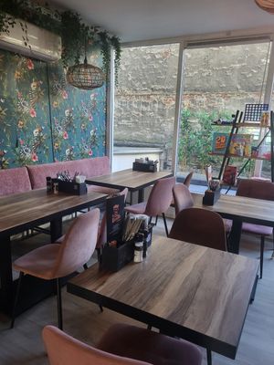 Upstares seeting at Mr NonNo in Rotterdam