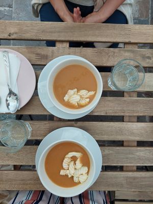 Peach creamsoup at Szünet in Pecs