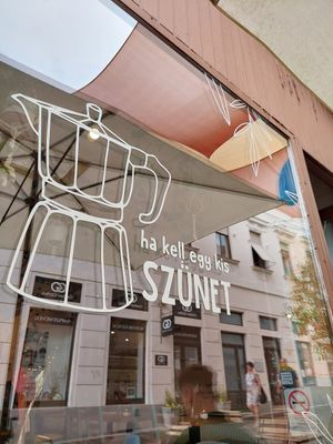  at Szünet in Pecs
