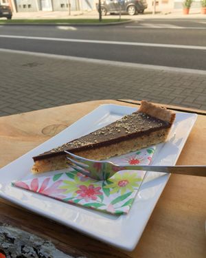 Milchmädchen-Hazelnut-Chocolate Cake at Fräulein Coffea in Bochum