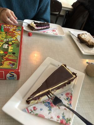 Donauwelle and Games  at Fräulein Coffea in Bochum