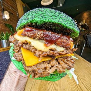 Hulk SMASH (Limited edition) at VGN Boulevard in Stourbridge