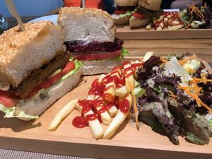 Burger  at  Good Samaritan in Qingdao