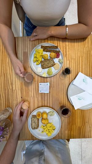 Amamos tudo! at Purana in Sao Paulo