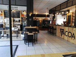 Vista parcial del local con fábrica al fondo at Tacoa in Tenerife