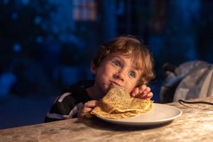 In summer on monday: pancakes for the kids, petanque and beautiful veggie salads at Camping et Gites Brenazet in Vernusse