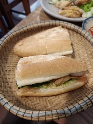 Banh mi bot loc at Chay Corner in Da Nang