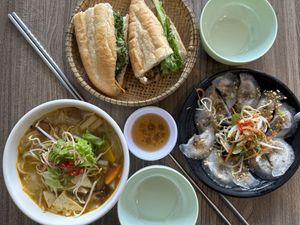 Banh Mi, refreshing noodles soup and yummy steamed dumplings   at Chay Corner in Da Nang