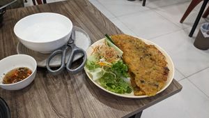 crispy!!! banh xeo - 2nd here at Chay Corner in Da Nang