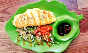 The omlette for vegetarians at Chay Corner in Da Nang