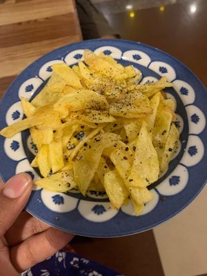 Potato chips at Chay Corner in Da Nang