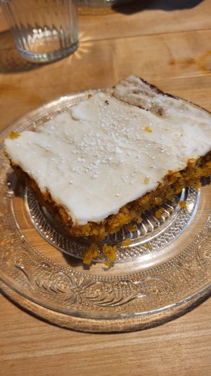 Carrot cake at Tante Förster in Furth