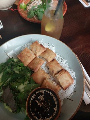 bún nem and housemade lemonade at Goc Pho in Frankfurt