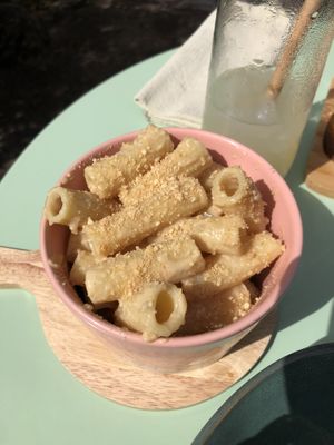 Mac n cheese as a side (6€)  at Nymphea in Porto-vecchio