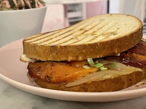 Peche sandwich  at Nymphea in Porto-vecchio