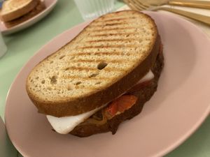 Peach sandwich   at Nymphea in Porto-vecchio
