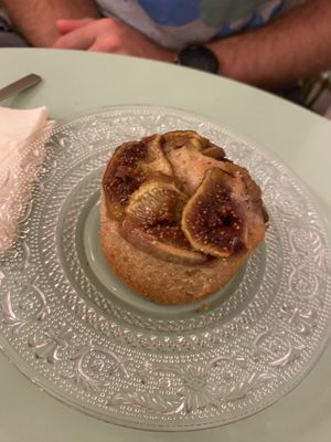 Fig muffin  at Nymphea in Porto-vecchio