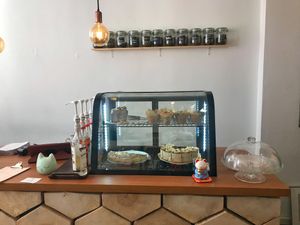 Vegan baked goods at Pluk Cats & Coffee in Maastricht