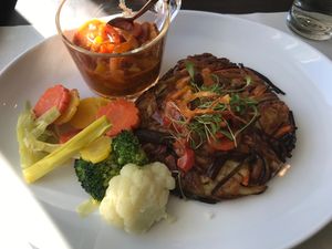 Hash brown with veggies and a sauce of paprika and mushrooms at Bahnhöfli in Haag