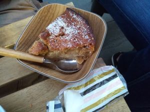 Rum cake at Gurou Street Food in La Rochelle