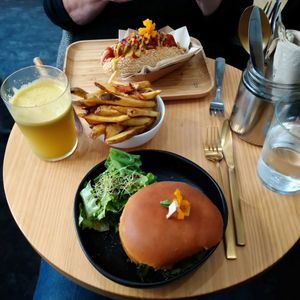 Burger French fries and hotdog at Gurou Street Food in La Rochelle
