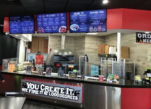 Order area at 1000 Degrees in Spring Hill