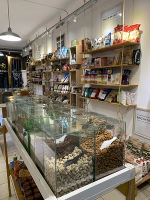 Nuevo local calle Mendoza  at Rincon Del Alma almacen Natural in Rosario