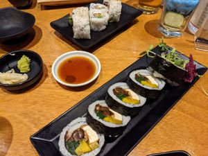 2 classic rolls, top is the Philly roll at Tane Vegan Izakaya in Honolulu