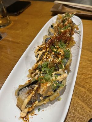 Tempura roll with spicy tofu, mushroom, green onion, ichimi, sesame, spicy aioli, sweet soy  at Tane Vegan Izakaya in Honolulu