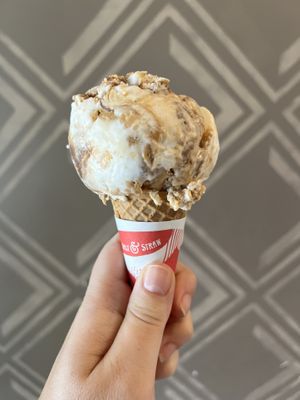 Peanut butter   at Salt & Straw in Burlingame