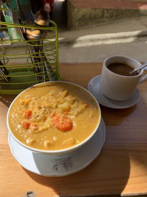 Mixed veg curry & coffee  at Ginger Home in Sapa