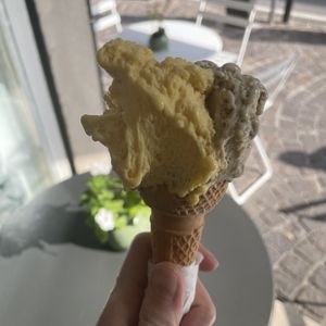 Passion fruit and pistachio 🍦  at Gelateria Venturelli in Desenzano Del Garda