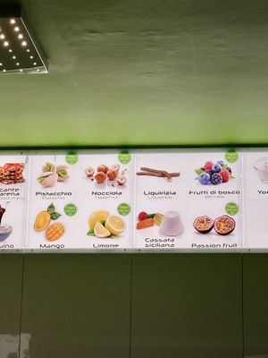 Flavours  at Gelateria Venturelli in Desenzano Del Garda