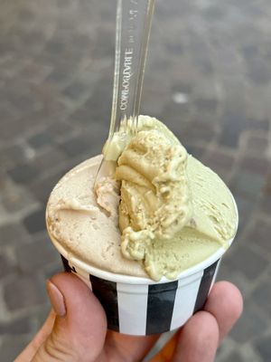 Hazelnut and pistachio   at Gelateria Venturelli in Desenzano Del Garda