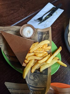 A side of fries with vegan mayo at Popocatepetl in Breda