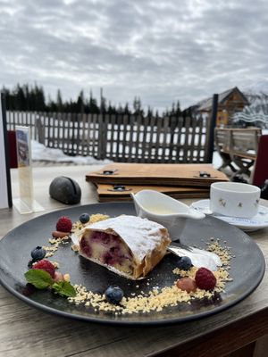   at Seealm Hög in Serfaus