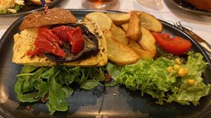 Burger tofu tomates confites sauce bVegan  at Twenty Buns in Mons