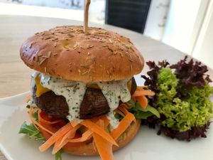 vegan burger at Hotel-Restaurant Zwergschlosschen in Gera