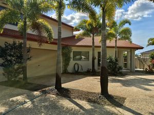 Front of house at Bayzbay Maroochy Waters in Maroochydore