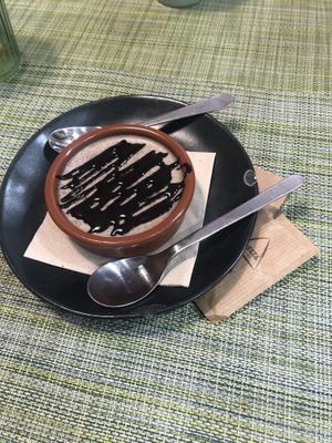 I had another mousse  at Izzy's Market Vegetarian Boutique in Vila Do Bispo