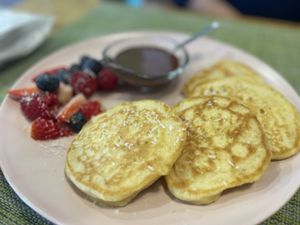 Pancakes  at Izzy's Market Vegetarian Boutique in Vila Do Bispo