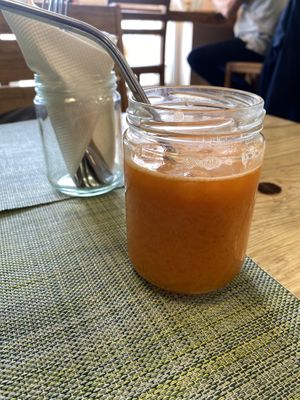 Juice   at Izzy's Market Vegetarian Boutique in Vila Do Bispo