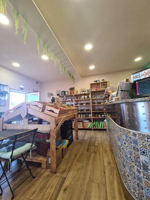  at Izzy's Market Vegetarian Boutique in Vila Do Bispo