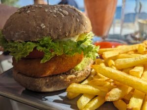 Vegetable burger at Aperitton in Crete