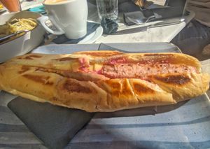 Vegan hotdog at Aperitton in Crete