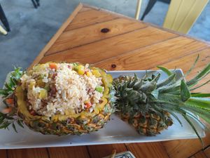 Pineapple stir fry at ROM Vegetarian Restaurant in Hoi An